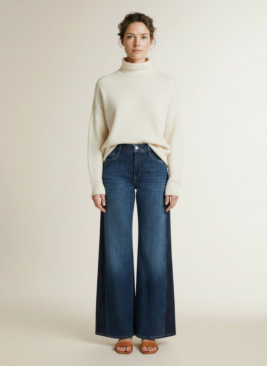 Full body view of the model wearing Mac Wide Jeans Dark Sky Blue