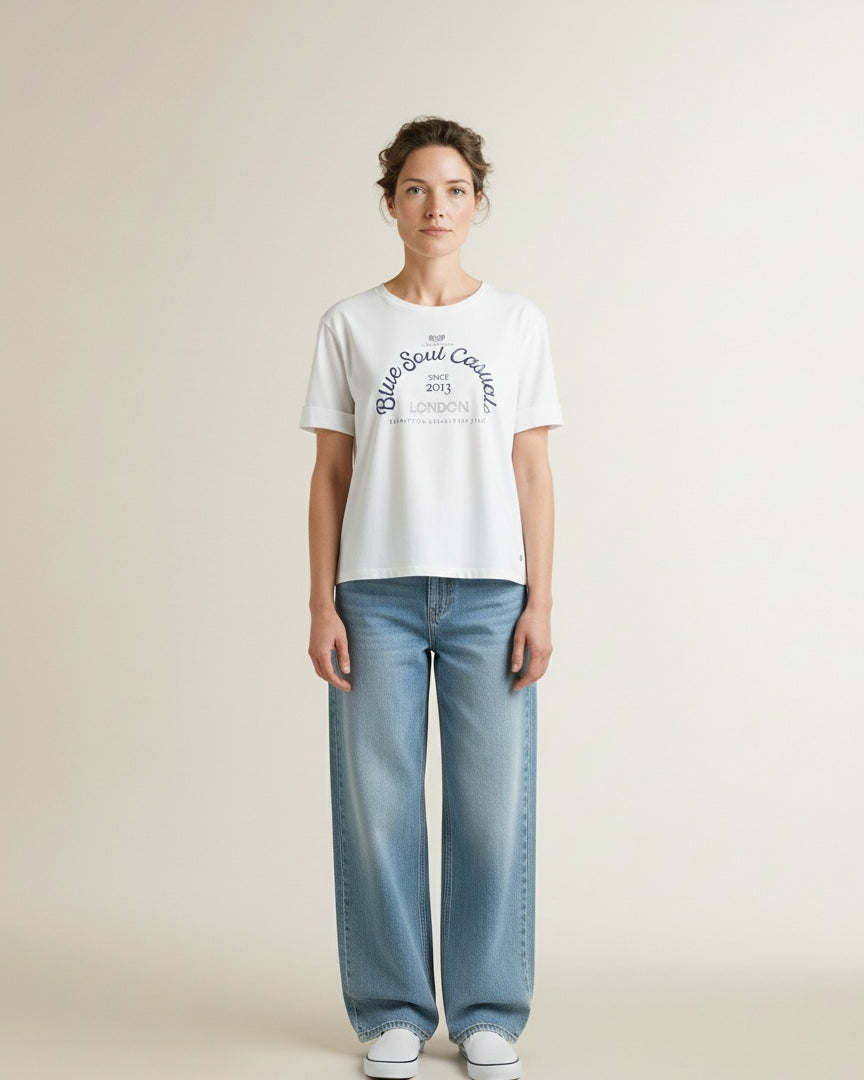 Full body view of the model wearing Red Button Terry Sweater Chestprint Offwhite/darkblue