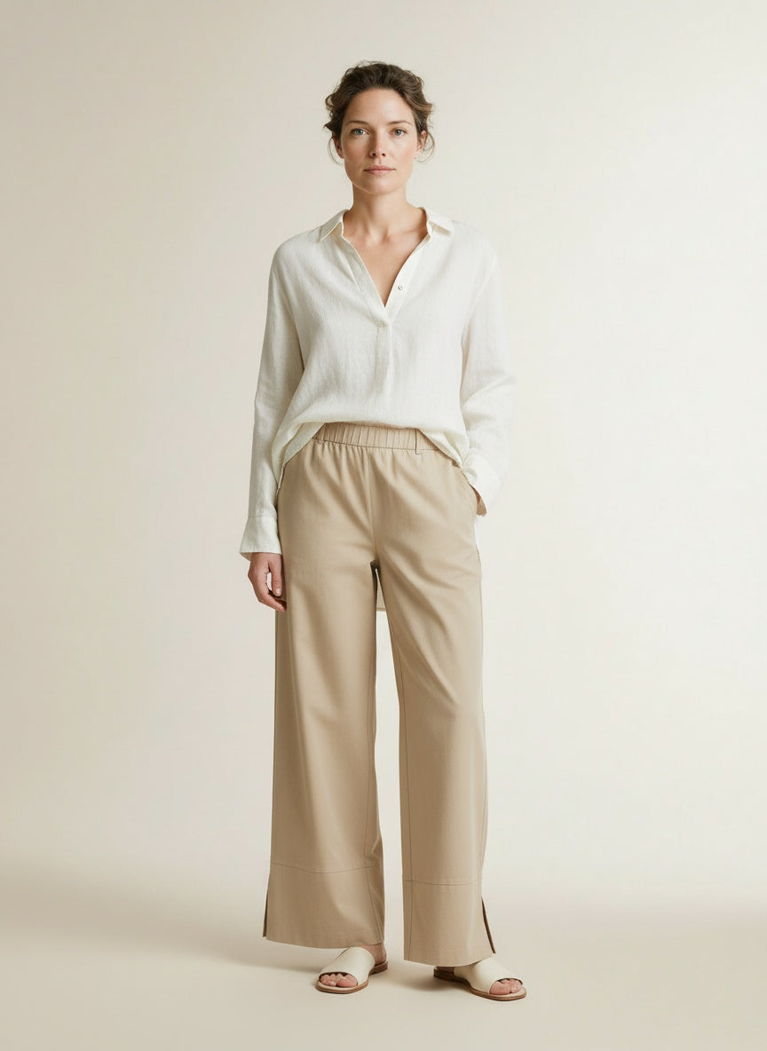 Full body view of the model wearing Summum Trousers Cotton Stretch 702 Pebble Beige