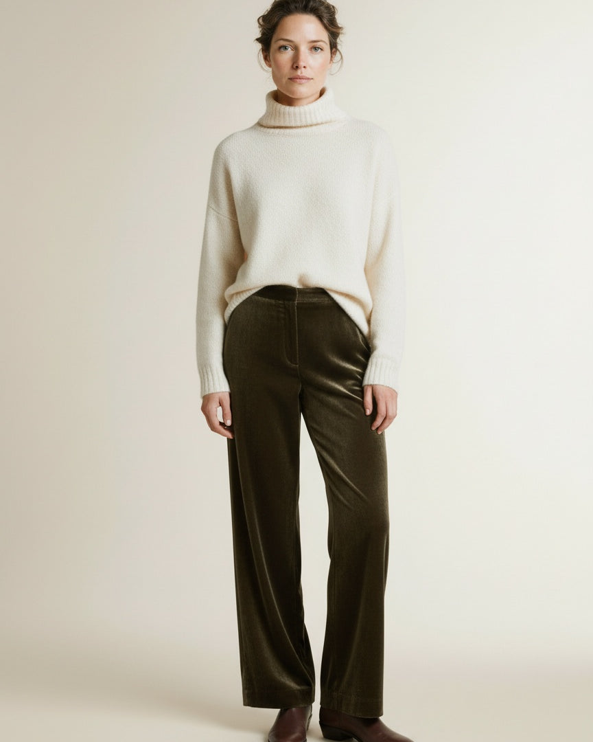 Full body view of the model wearing Mos Mosh Mmleya Vera Long Pant 160 Delicioso