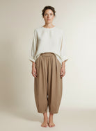 Full body view of the model wearing Mos Mosh Mmnuello Gunilla Pant Sesame
