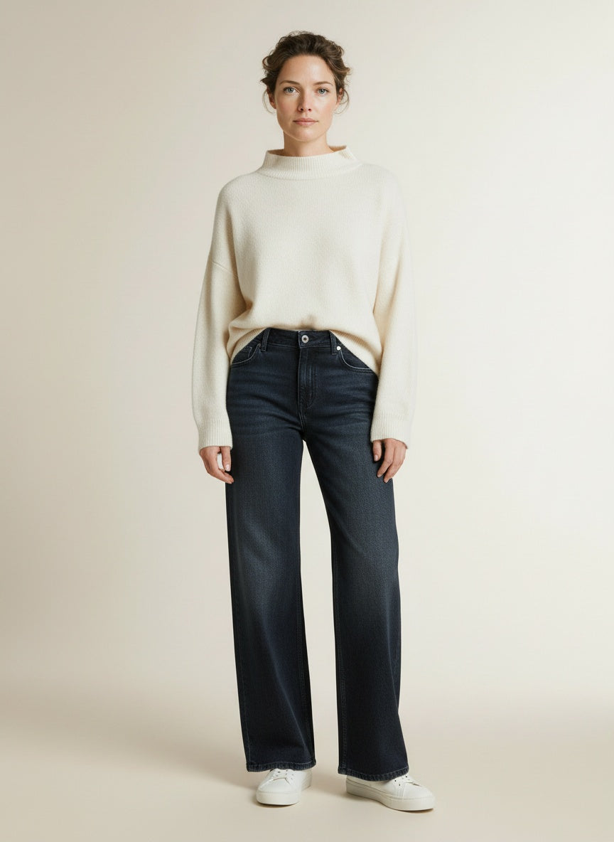 Full body view of the model wearing Red Button Claudette Insert Blue Black Denim Blueblack-l33