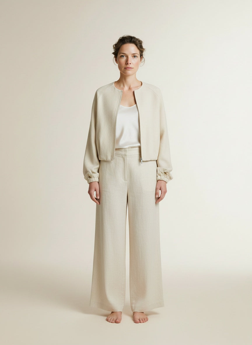 Full body view of the model wearing Msch Copenhagen Mschzein Esteriane Jacket Bleached Sand