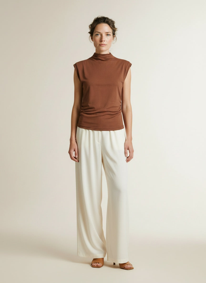 Full body view of the model wearing Co'couture Camillacc Tee Suntan